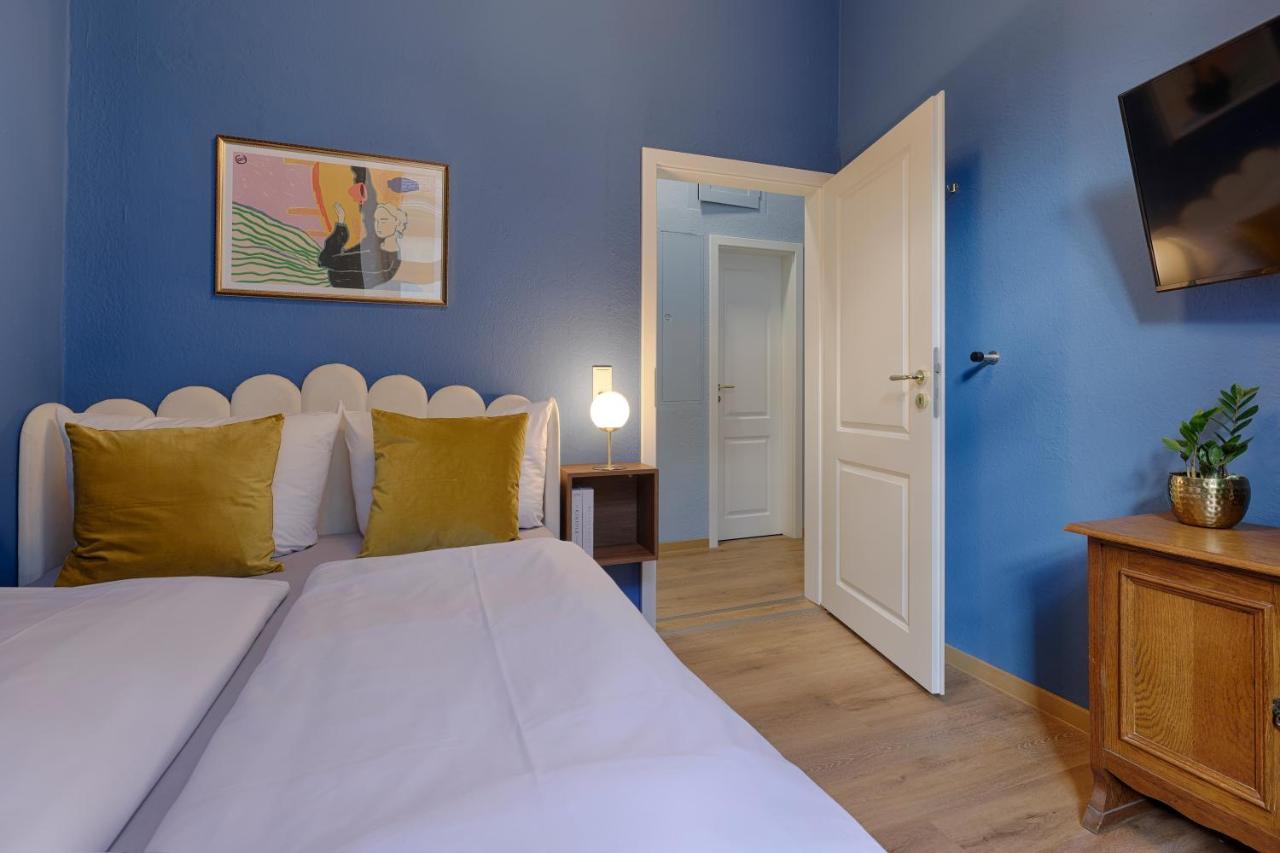 Homie Stay Am Marktplatz - Wohnen Im Historischen Balthasar-Neumann-Apartment Wurzburg Bagian luar foto